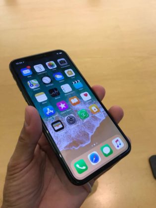 iPhone X Prime Impressioni Tindaro Battaglia - Evidenza