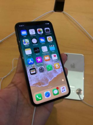 iPhone X Prime Impressioni Tindaro Battaglia - Evidenza