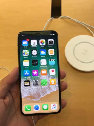 iPhone X Prime Impressioni Tindaro Battaglia - Evidenza